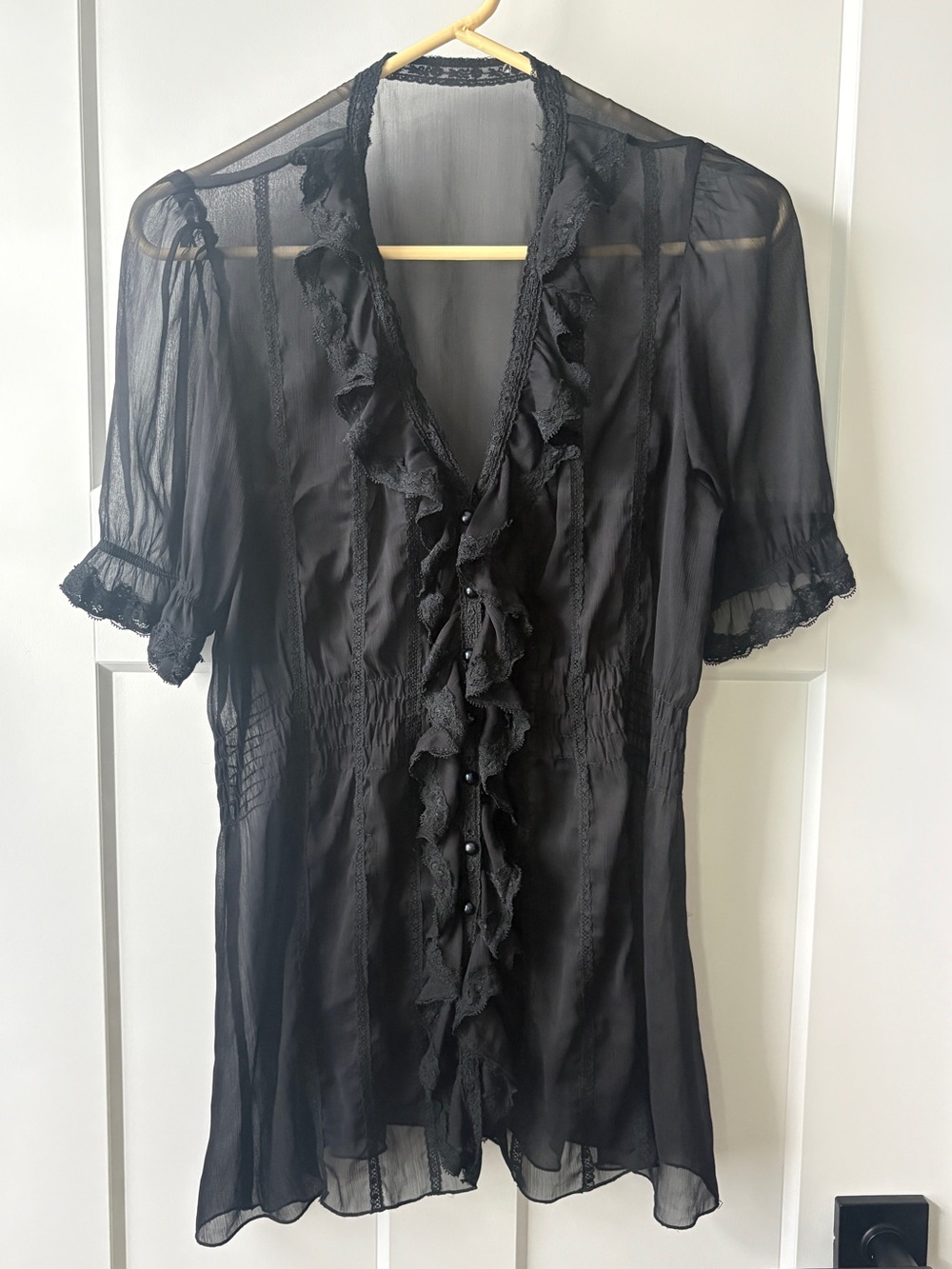 Black v-neck short sleeve sheer ruffle blouse Medium/Large